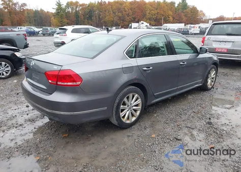 2012 Volkswagen Passat 2.5L Sel Premium z USA, uszkodzony, nr VIN 1VWCP7A34CC103982